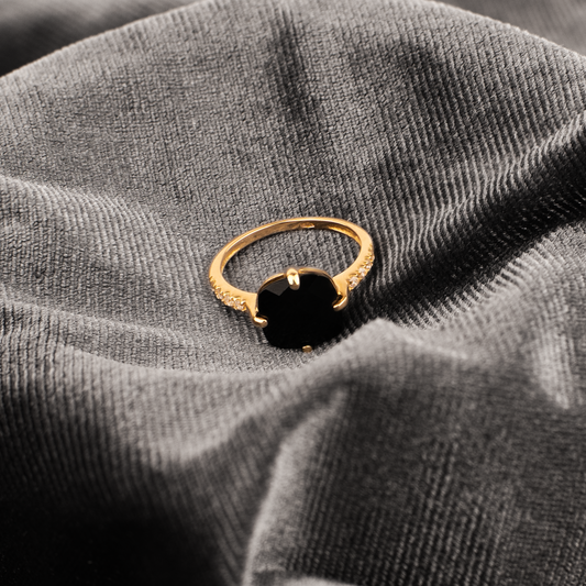 Inel cu Onix - Aur 585 (3.15g)